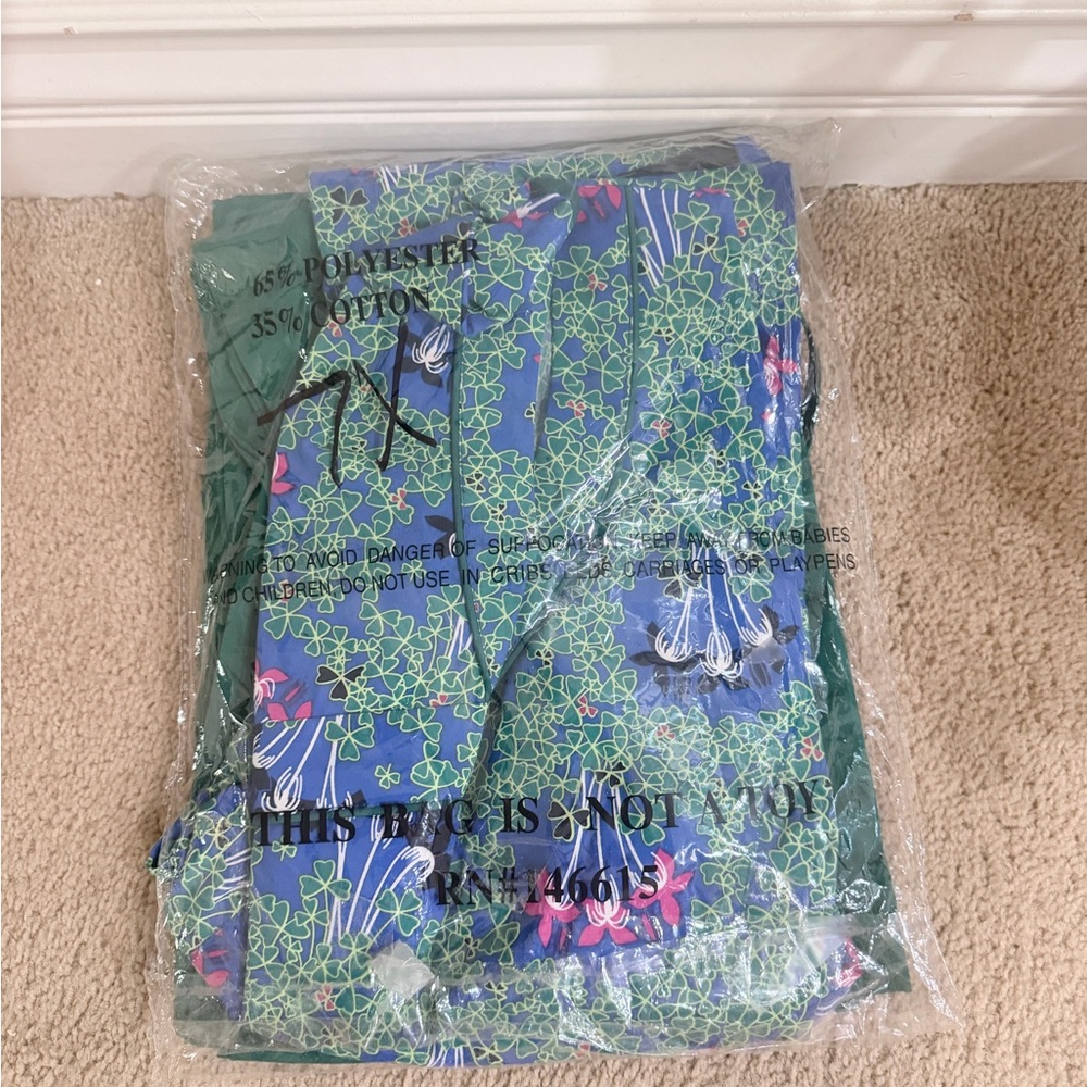 Brand new MAR SCRUBS